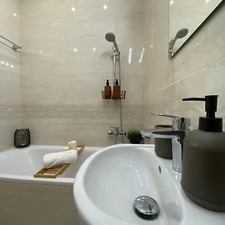 Przytulne Mieszkanie W Krakowie Apartamento *